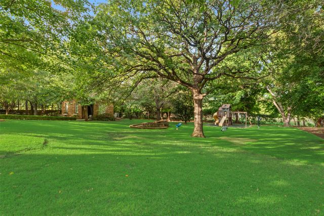 2255 King Fisher Drive, Westlake, TX 76262