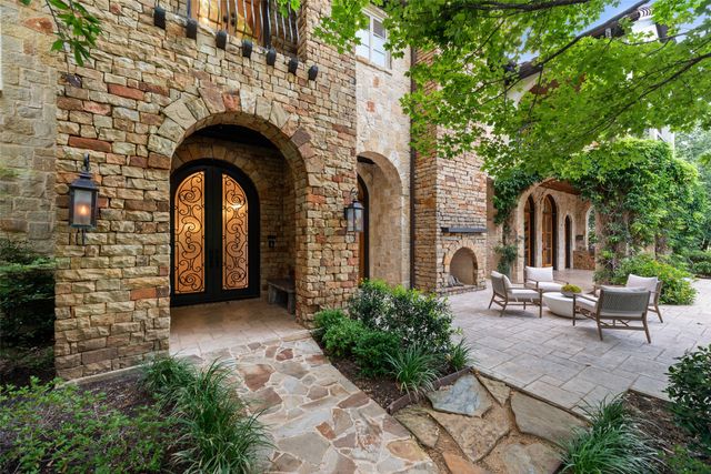 2255 King Fisher Drive, Westlake, TX 76262