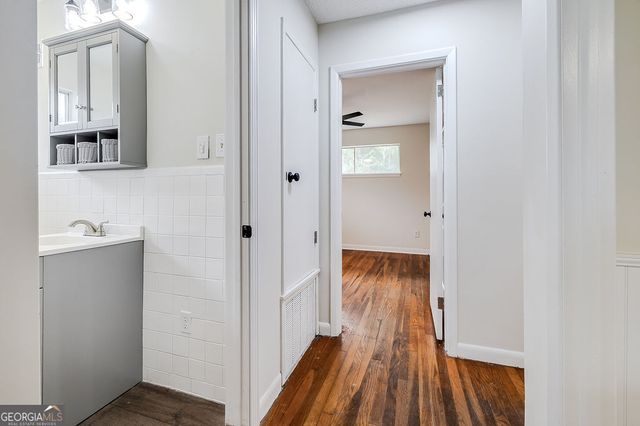 2105 Saint Johns Avenue, Savannah, GA 31404