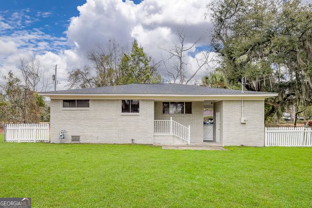 2105 Saint Johns Avenue, Savannah, GA 31404