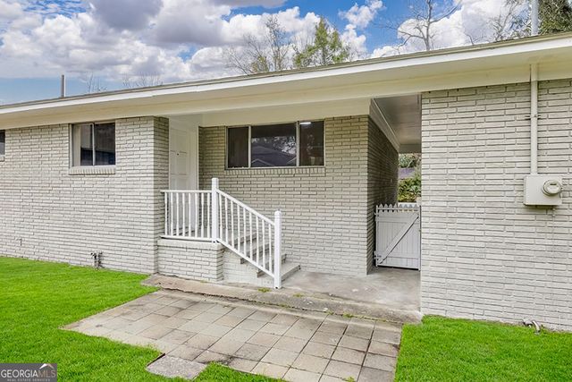 2105 Saint Johns Avenue, Savannah, GA 31404