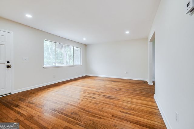 2105 Saint Johns Avenue, Savannah, GA 31404