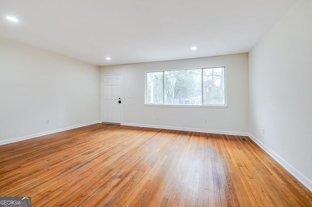 2105 Saint Johns Avenue, Savannah, GA 31404