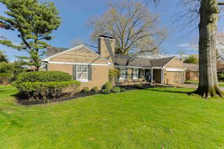 624 Cherry Tree Lane, South Bend, IN 46617