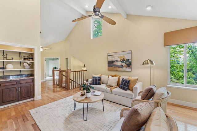 132 Morning Dove Ln, Folsom, CA 95630