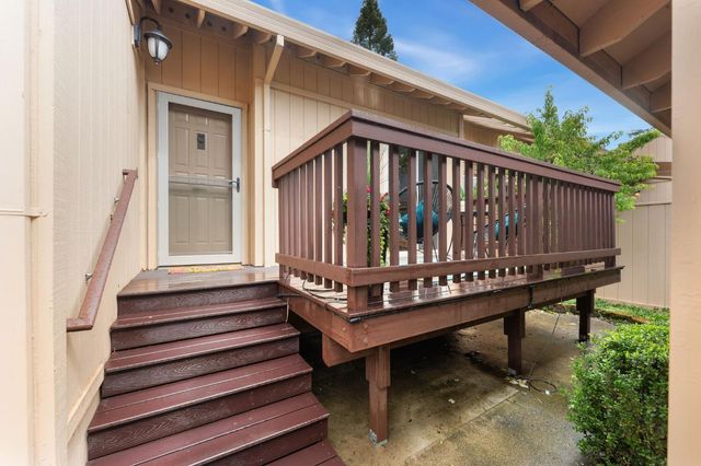 132 Morning Dove Ln, Folsom, CA 95630