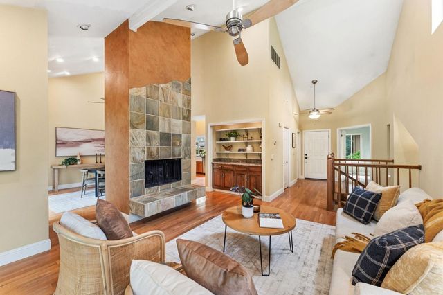 132 Morning Dove Ln, Folsom, CA 95630