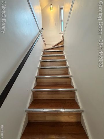 734 Highland Street, Wyandotte, MI 48192