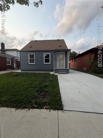 734 Highland Street, Wyandotte, MI 48192