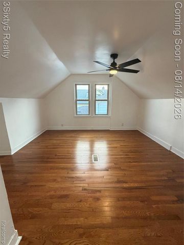 734 Highland Street, Wyandotte, MI 48192
