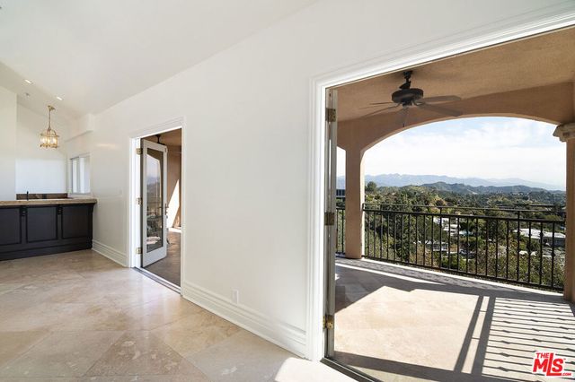 2480 Briarcrest Road, Beverly Hills, CA 90210