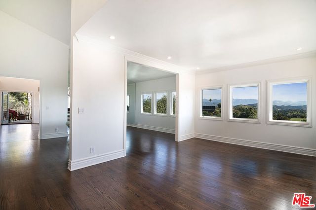 2480 Briarcrest Road, Beverly Hills, CA 90210