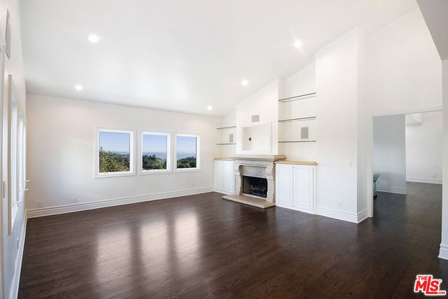 2480 Briarcrest Road, Beverly Hills, CA 90210