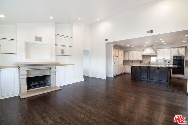 2480 Briarcrest Road, Beverly Hills, CA 90210