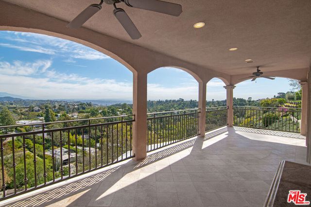 2480 Briarcrest Road, Beverly Hills, CA 90210