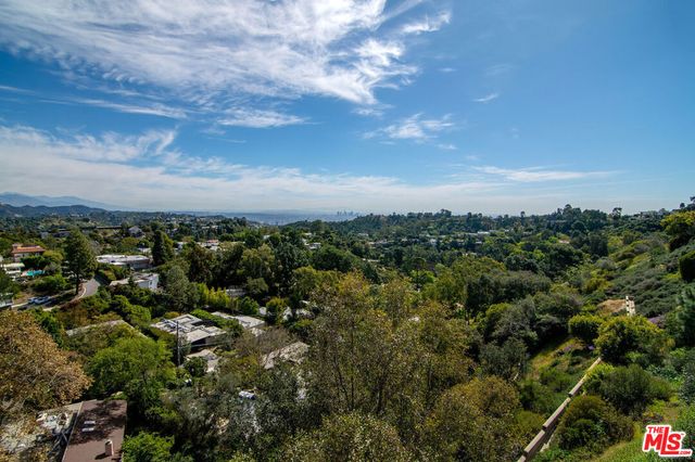 2480 Briarcrest Road, Beverly Hills, CA 90210