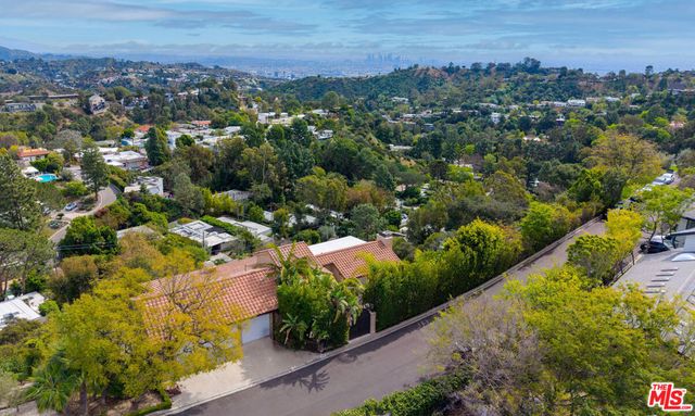 2480 Briarcrest Road, Beverly Hills, CA 90210
