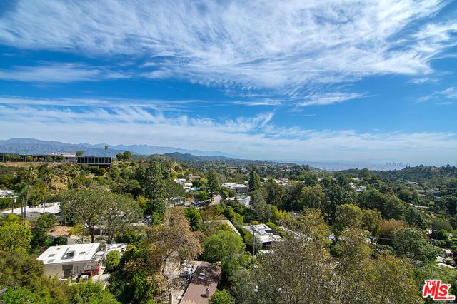 2480 Briarcrest Road, Beverly Hills, CA 90210