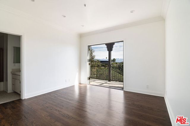 2480 Briarcrest Road, Beverly Hills, CA 90210