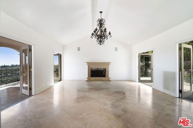 2480 Briarcrest Road, Beverly Hills, CA 90210