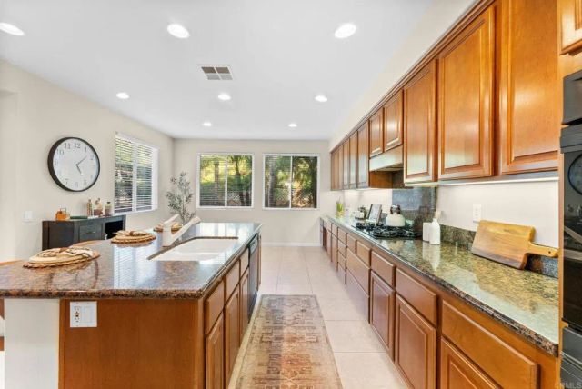 6584 Coneflower Drive, Carlsbad, CA 92011