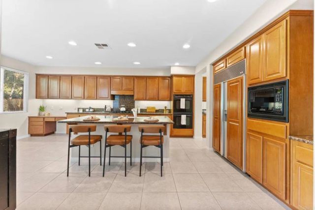 6584 Coneflower Drive, Carlsbad, CA 92011