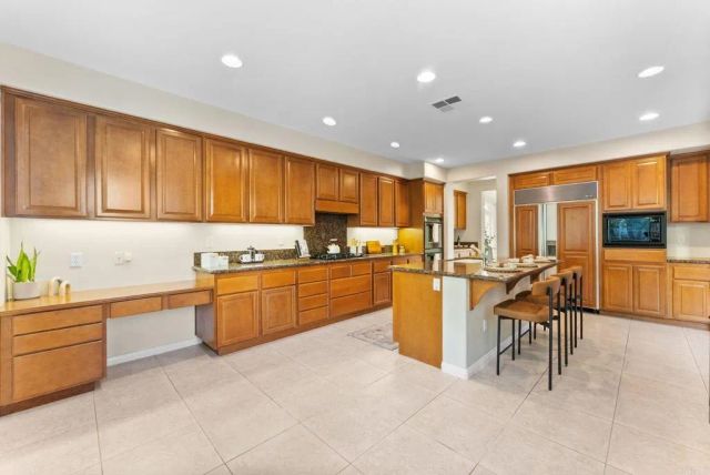6584 Coneflower Drive, Carlsbad, CA 92011