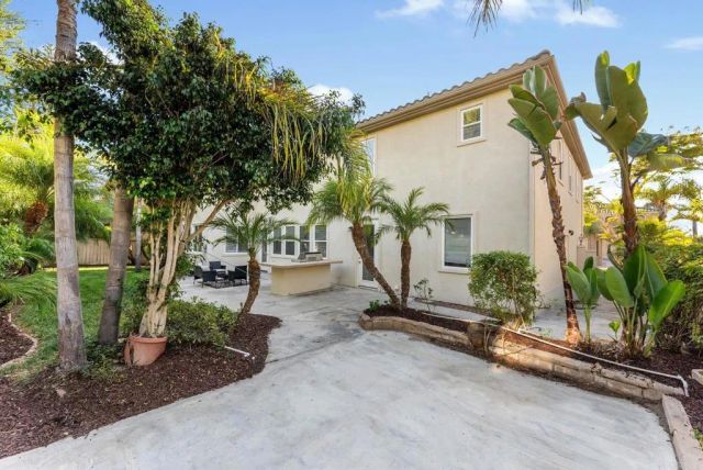 6584 Coneflower Drive, Carlsbad, CA 92011