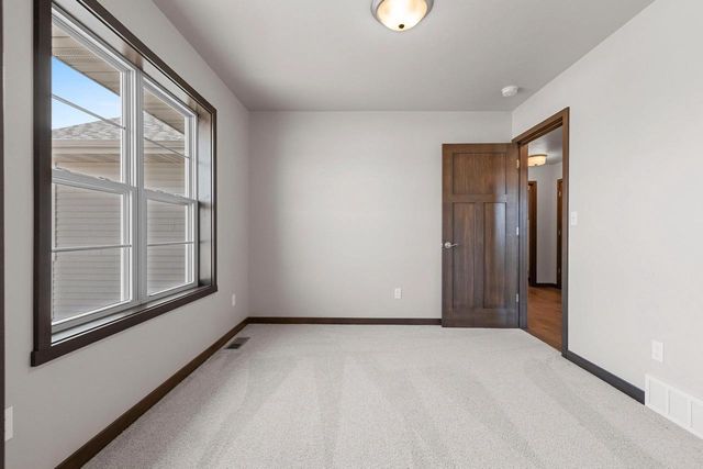 1621 FRONTIER ROAD, Luxemburg, WI 54217