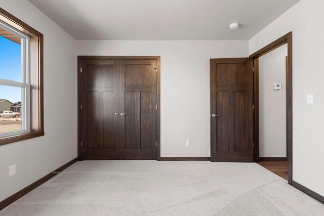 1621 FRONTIER ROAD, Luxemburg, WI 54217