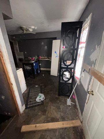 2302 Copeman Boulevard, Flint, MI 48504