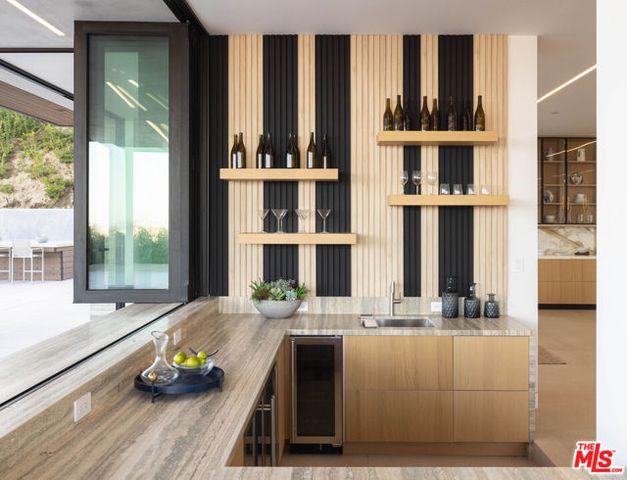 23917 Malibu Road, Malibu, CA 90265