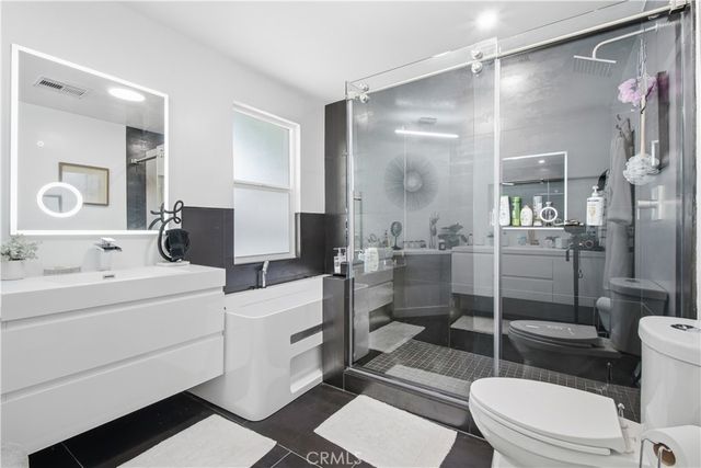 23777 Mulholland Hwy SPACE 107, Calabasas, CA 91302