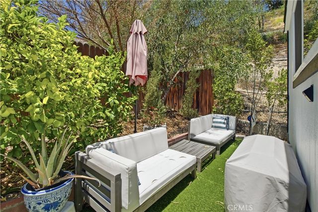 23777 Mulholland Hwy SPACE 107, Calabasas, CA 91302