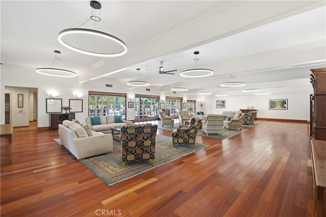 23777 Mulholland Hwy SPACE 107, Calabasas, CA 91302