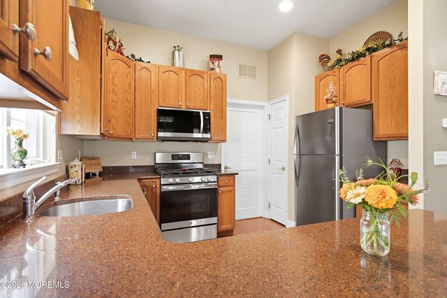 11 Lavallette Lane, Waretown, NJ 08758