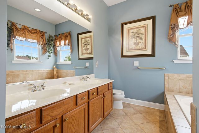11 Lavallette Lane, Waretown, NJ 08758