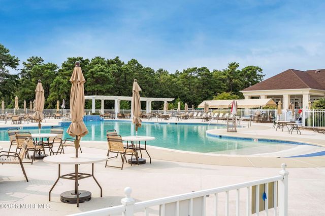 11 Lavallette Lane, Waretown, NJ 08758