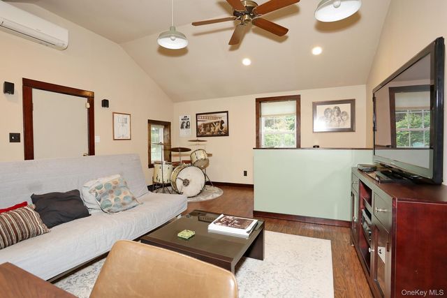 48 Cricketown Road, Stony Point, NY 10980