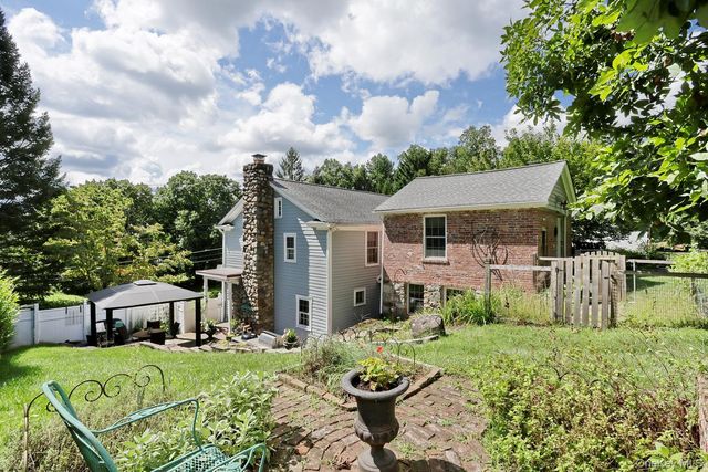 48 Cricketown Road, Stony Point, NY 10980
