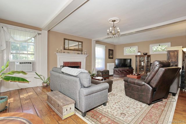 48 Cricketown Road, Stony Point, NY 10980