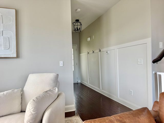 1045 Keeneland DR, Spring Hill, TN 37174