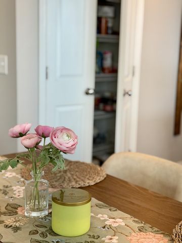 1045 Keeneland DR, Spring Hill, TN 37174