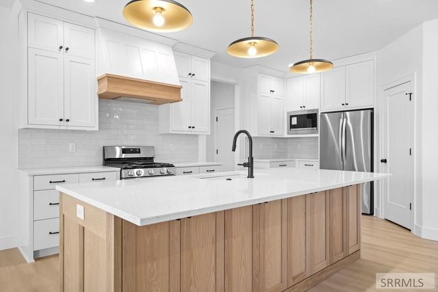 5804 Dune Village Way, Idaho Falls, ID 83404