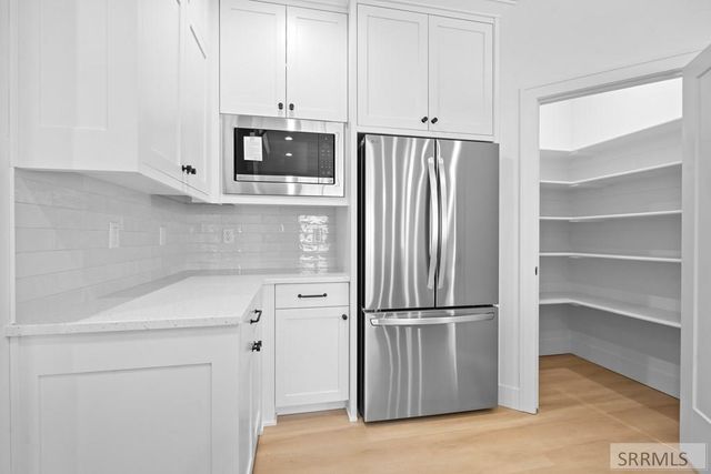 5804 Dune Village Way, Idaho Falls, ID 83404