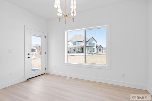 5804 Dune Village Way, Idaho Falls, ID 83404