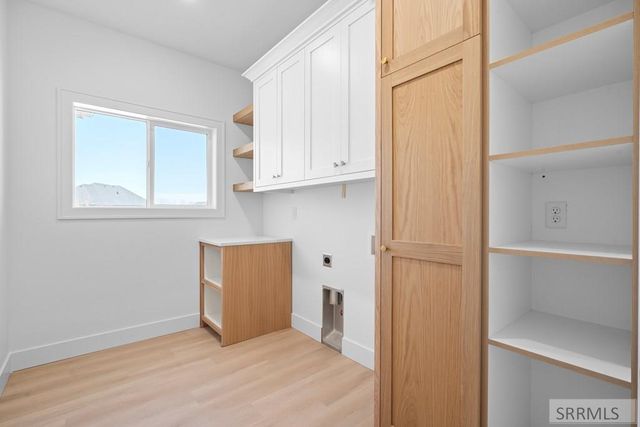 5804 Dune Village Way, Idaho Falls, ID 83404