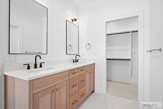 5804 Dune Village Way, Idaho Falls, ID 83404