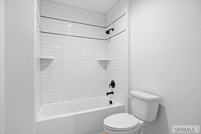 5804 Dune Village Way, Idaho Falls, ID 83404