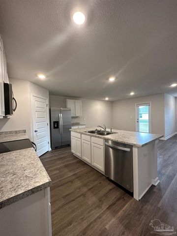 4378 Red Bay Ct, Pace, FL 32571